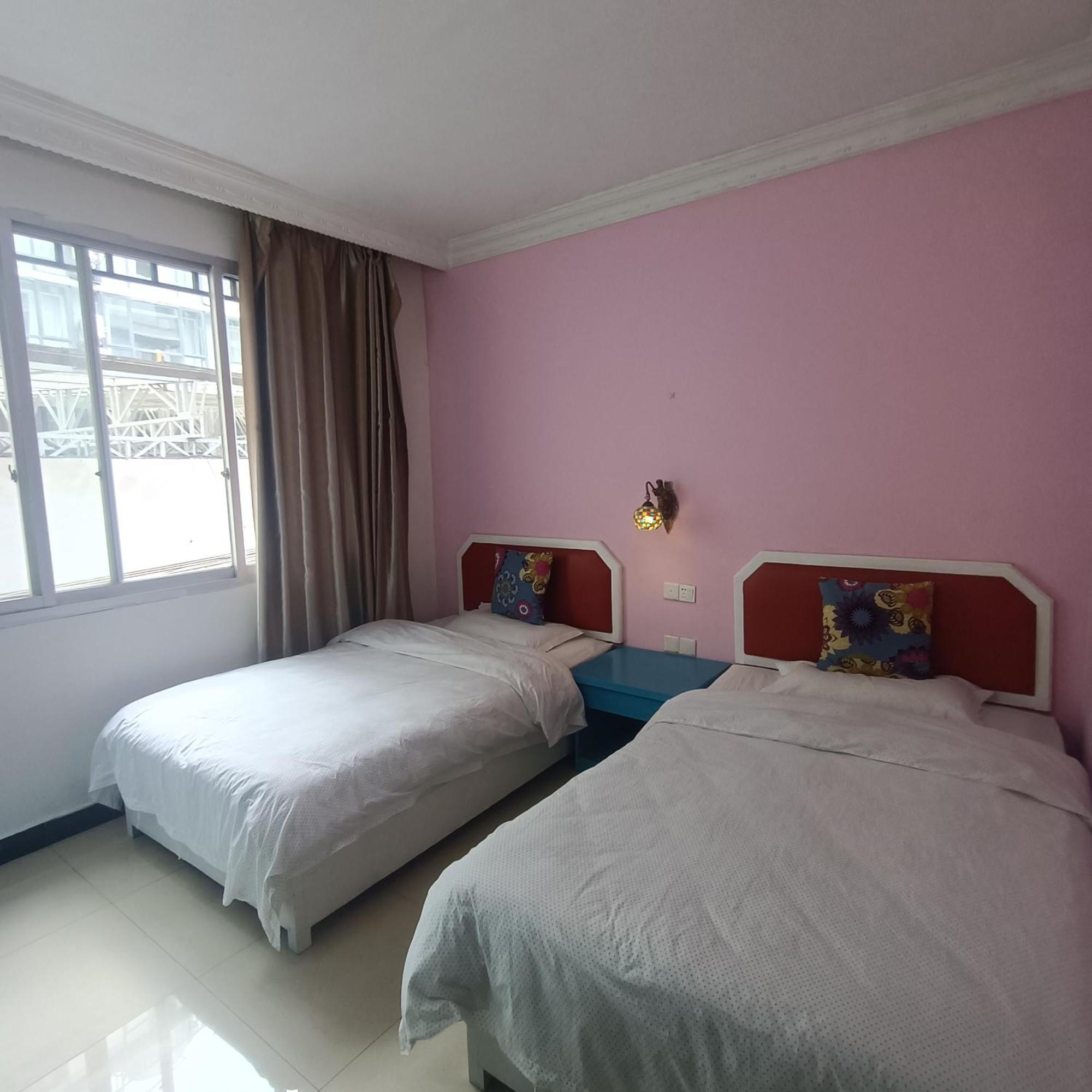 Yangshuo How Flowers Hostel Buitenkant foto