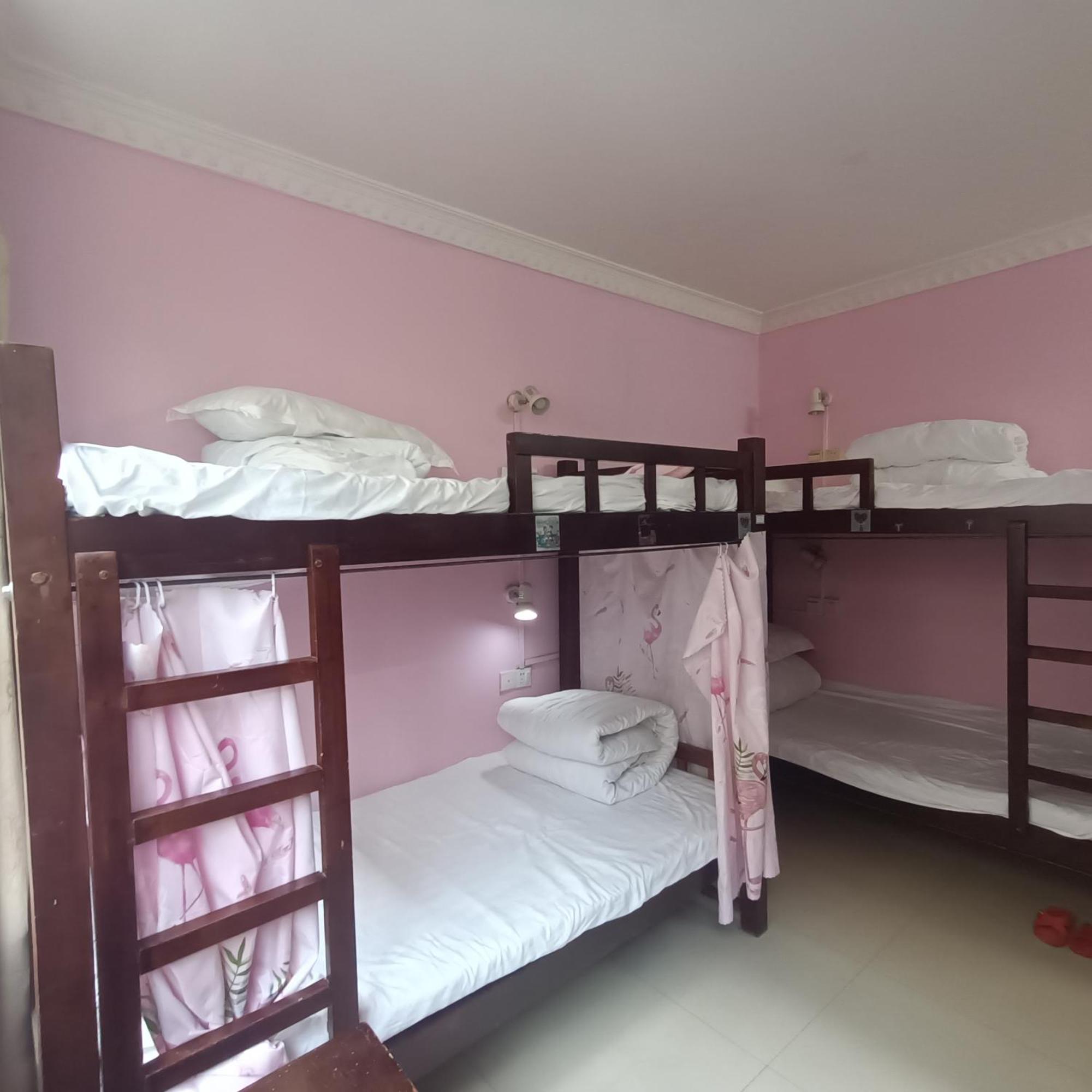 Yangshuo How Flowers Hostel Buitenkant foto