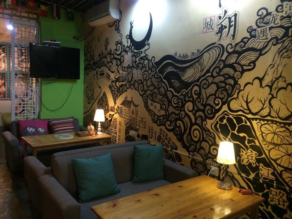 Yangshuo How Flowers Hostel Buitenkant foto