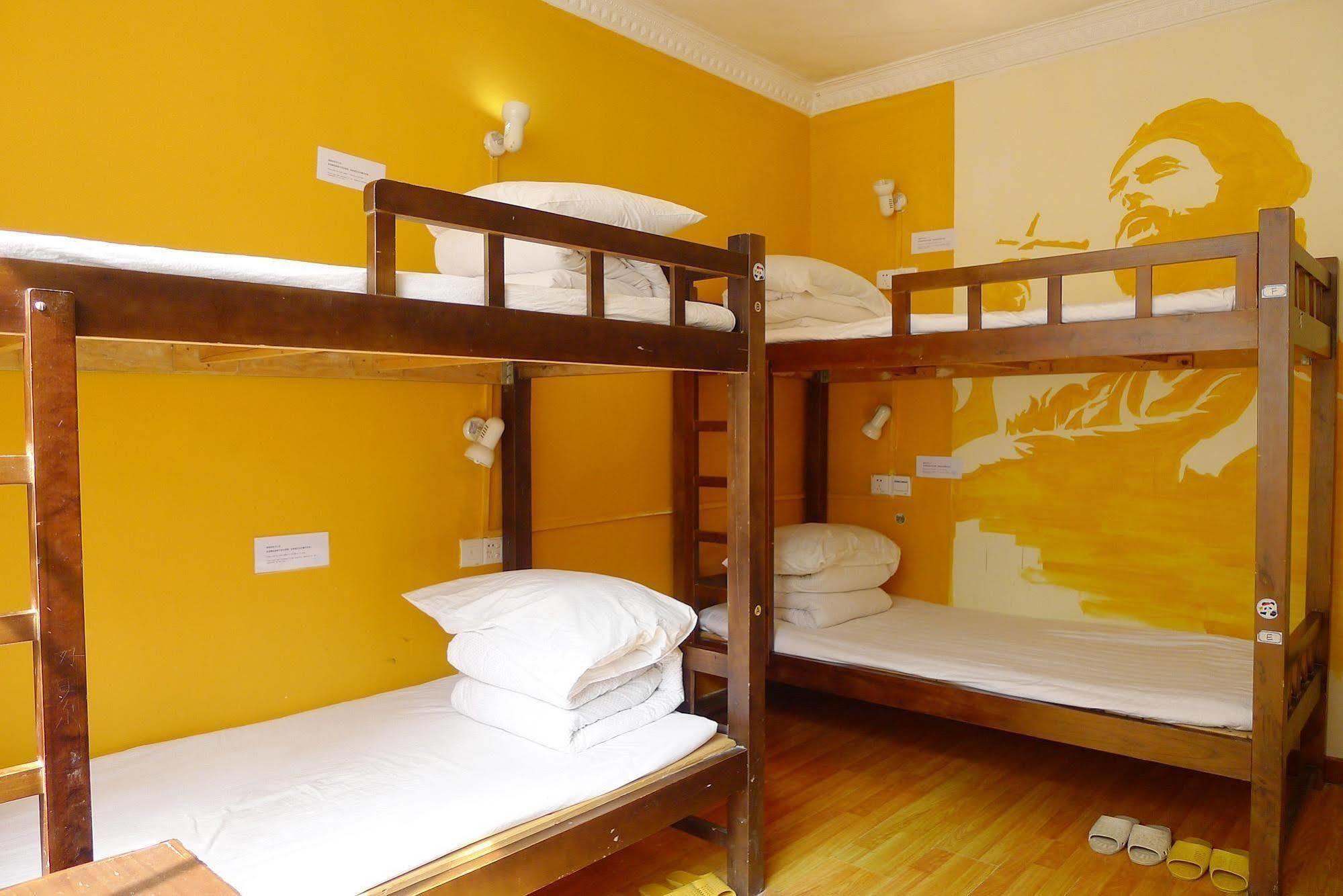 Yangshuo How Flowers Hostel Buitenkant foto